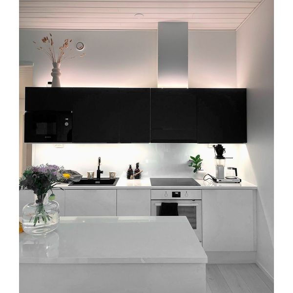 LED-listpaket Bänkbelysning AGGE - Svart profil, 3000K / 250 cm