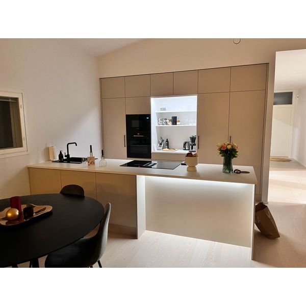 LED strip kit for cabinets AGGE - White profile - Complete kit, 3000K / 100 cm afbeelding 1