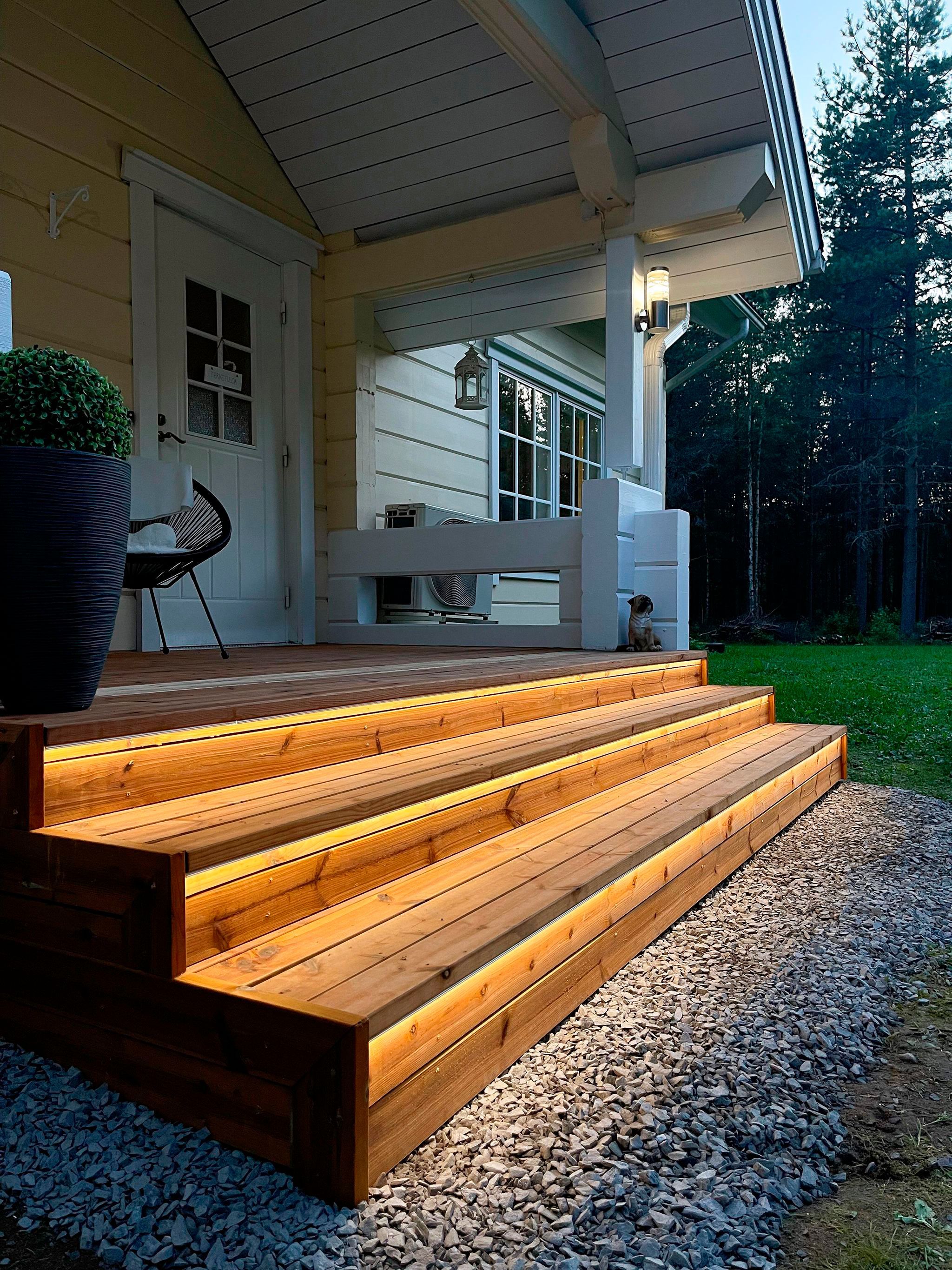LED strip set for terrace AGGE - Corner installation, 5 m / 3000K / 15 W/m afbeelding