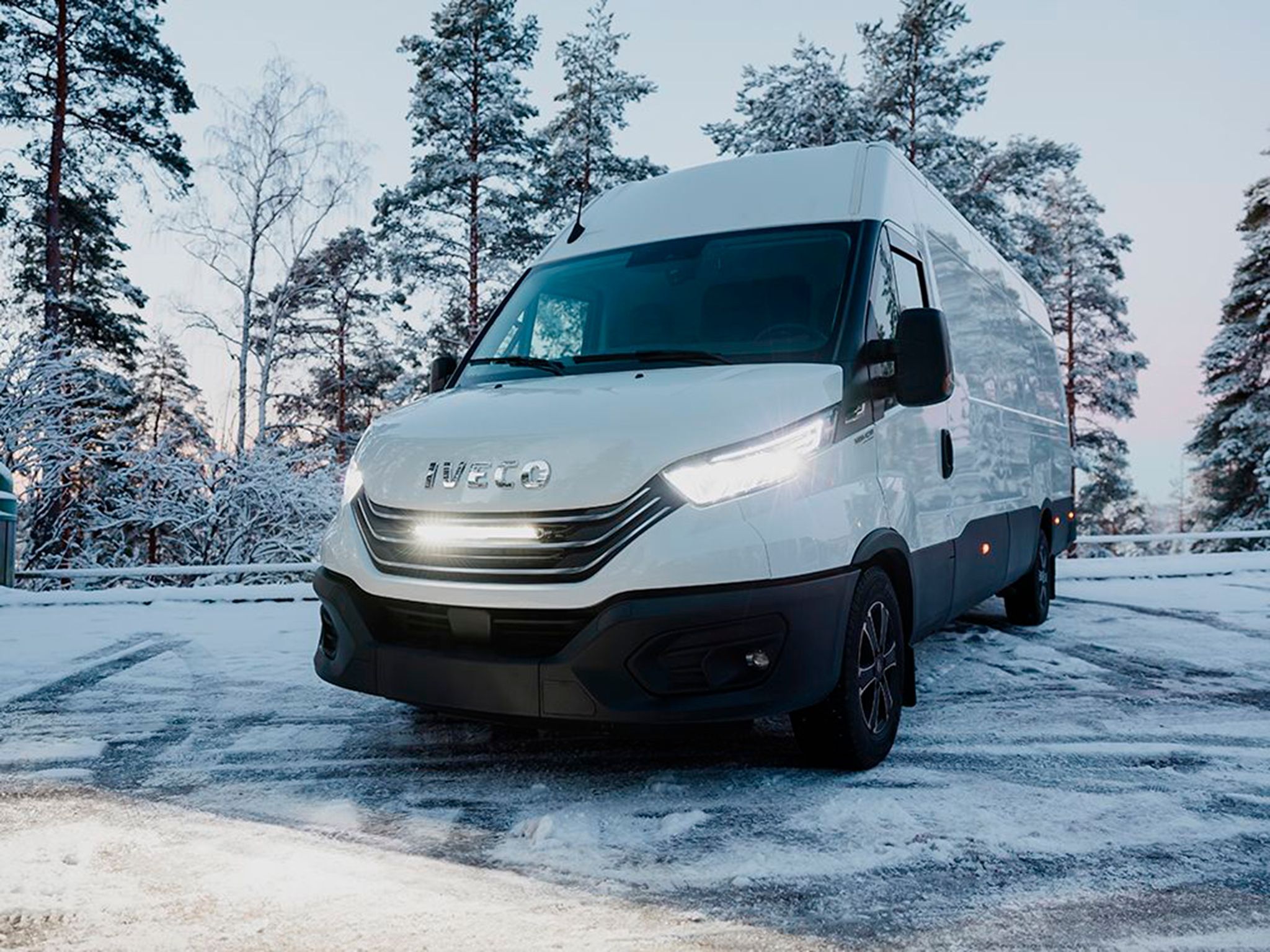 Auxiliary light set Iveco Daily (2024+), Lazer Linear 18, Linear 18 Elite (Double E-Mark) afbeelding