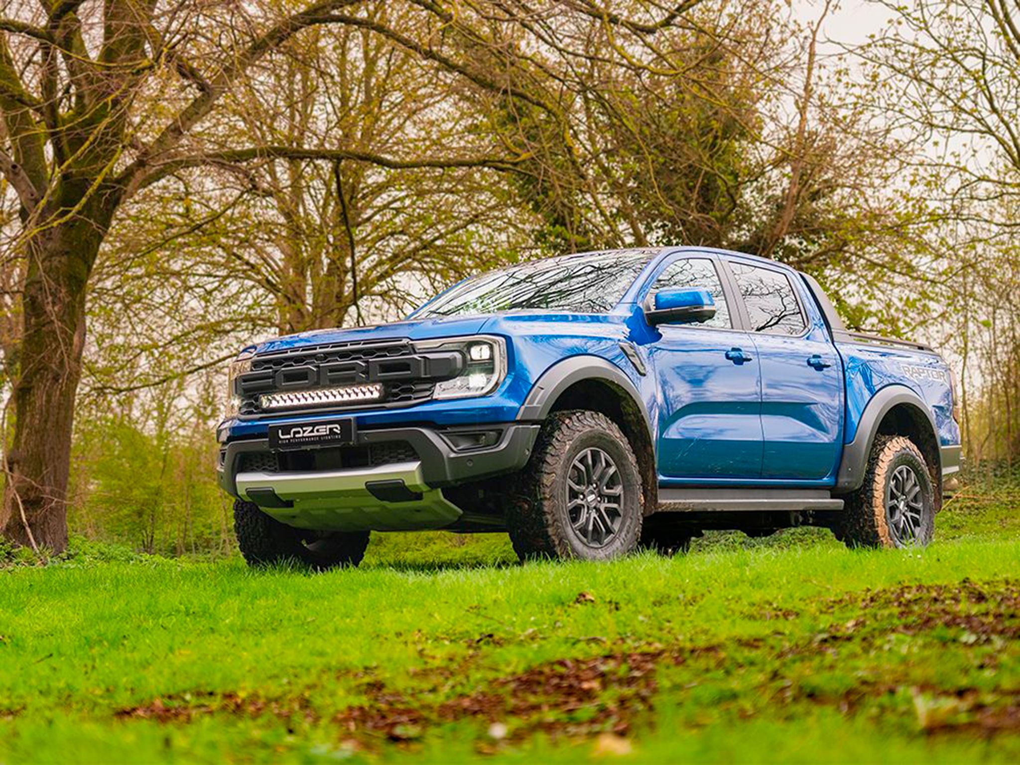 Lisävalosetti Ford Ranger Raptor (2023+), Lazer Triple-R 16 Elite | Alk. 1 082,90 €