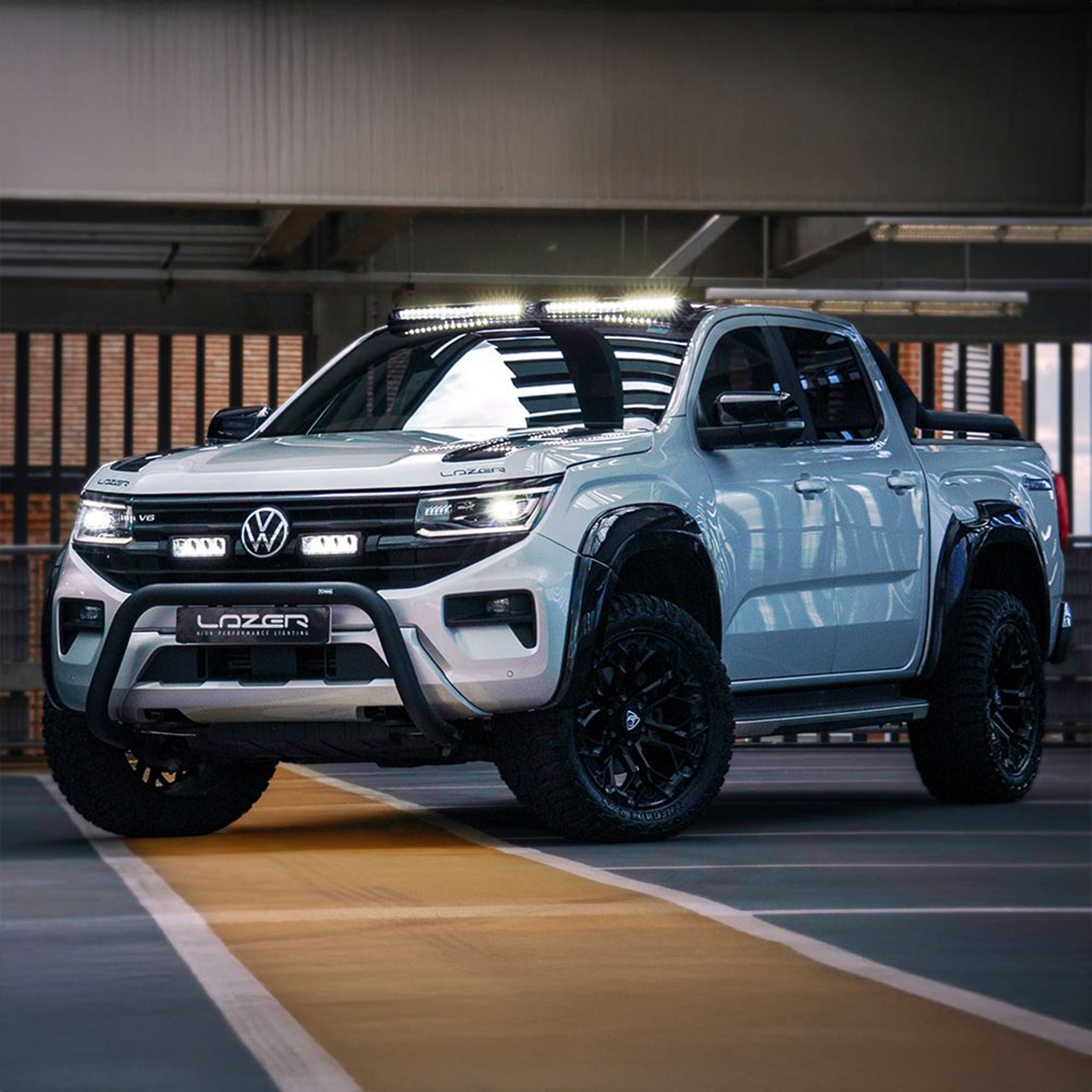 Auxiliary light set Volkswagen Amarok (2023+), Lazer Roof Pods (2 x Glide)