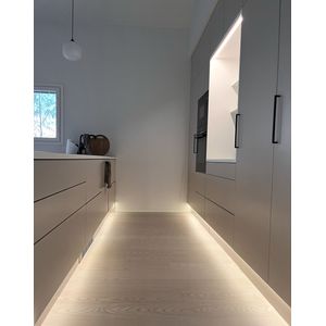 LED-stripepakke Sokkelbelysning AGGE 24V